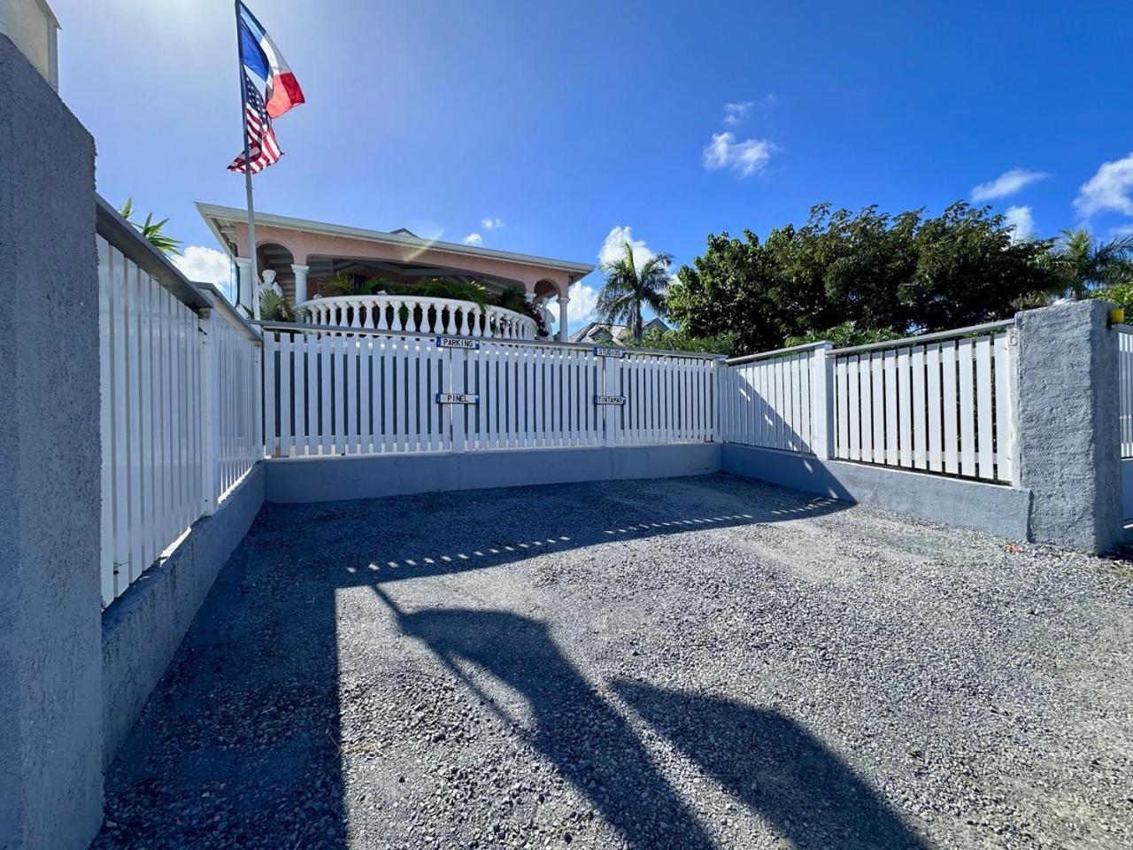 Sun Caraibes Villa Orient Bay Eksteriør billede